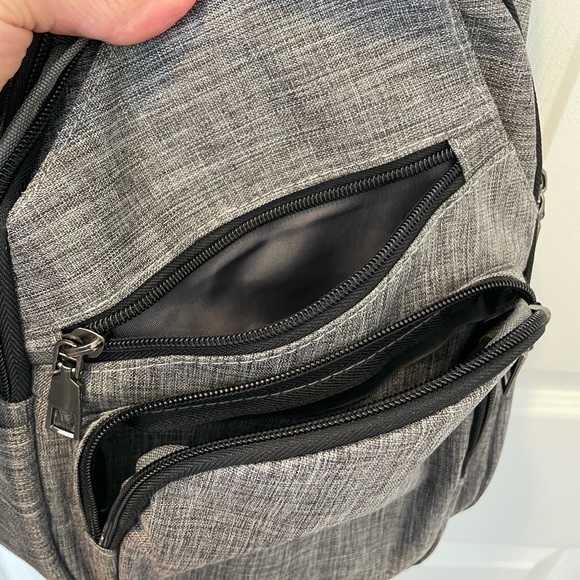 Gray canvas crossbody bag / purse. - Picture 3 of 6